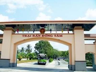 Trại rắn Đồng Tâm – Ảnh: nguồn diendanmientay.net