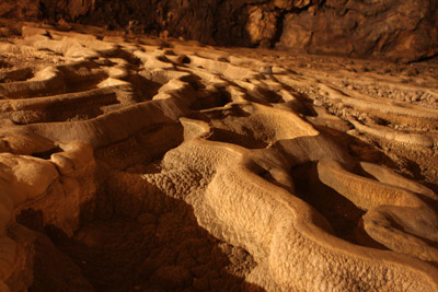 Stalactites form "terraced fields" 