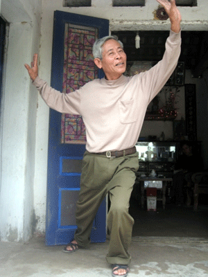 Lão nghệ nhân Hà Quang Ngạn 