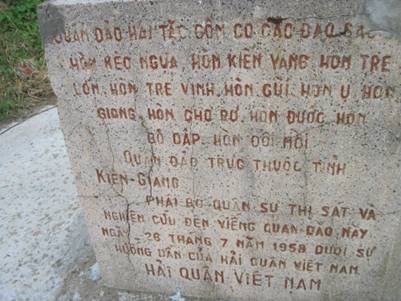 Nội dung trên phần chân đế 