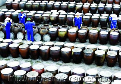 Các chum đựng chượp 