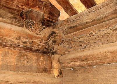 Kết cấu gỗ gác chuông 