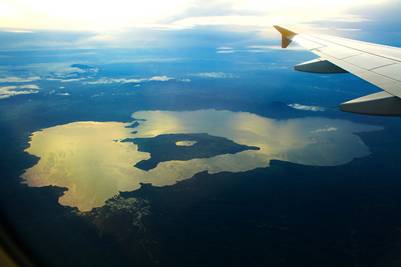 Toàn cảnh hồ Taal và Taal Volcano 