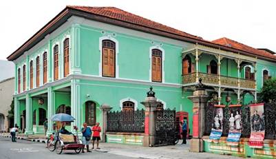 Ngôi nhà Pinang Peranakan Mansion 