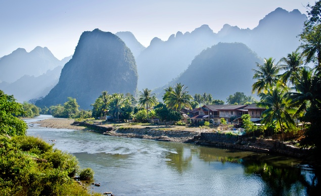 Vang Vieng - non nước hữu tình 