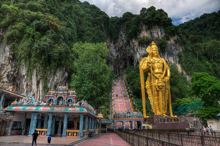 Batu - thánh địa Hindu giáo 