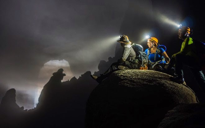 Lặng người chiêm ngắm 