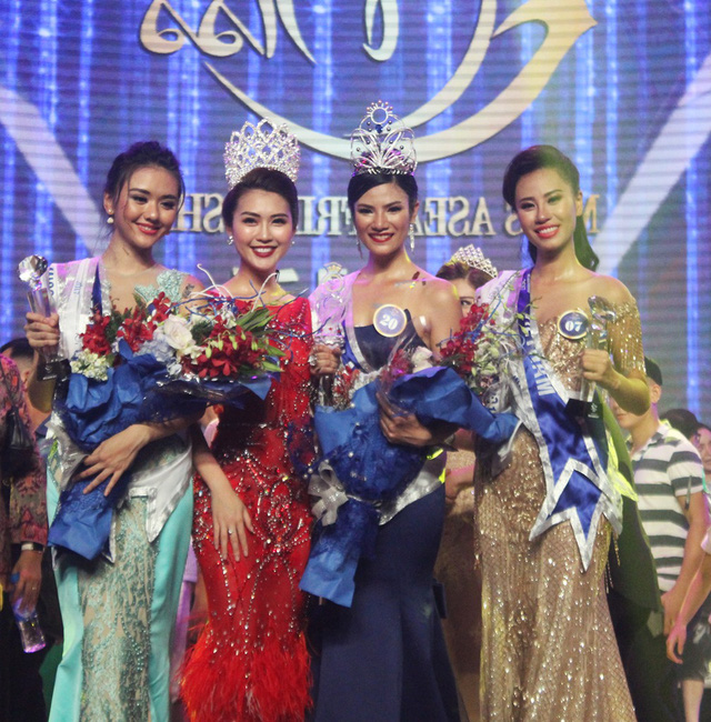 Hoa hậu và 2 Á hậu