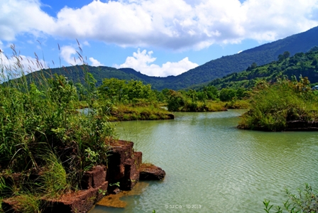 Hồ Đá Ma Thiên Lãnh