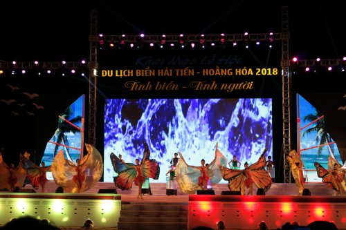 Du lịch biển Hải Tiến 2018 