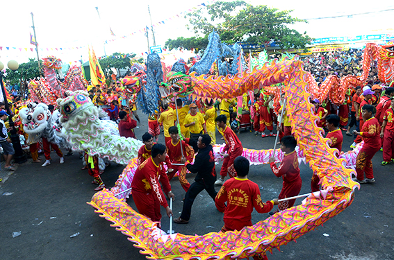 Biểu diễn Lân Sư Rồng 