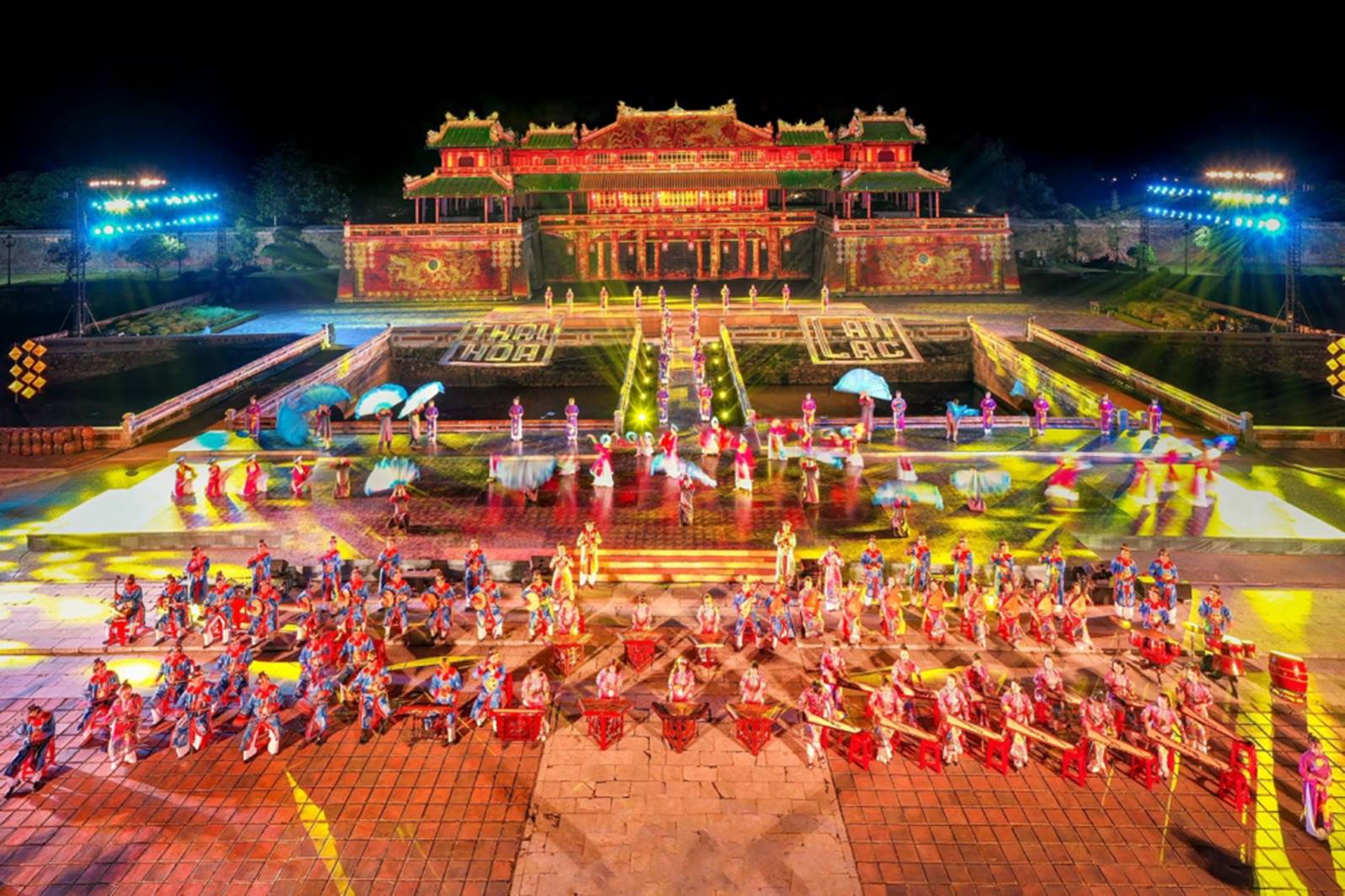 Huế - kinh đô xưa, vận hội mới
